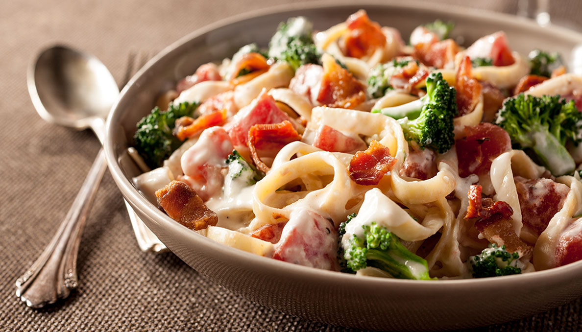 Bacon alfredo online pasta