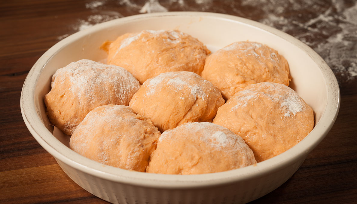 Dinner Rolls Rising