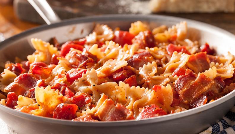 Bacon Tomato Pasta