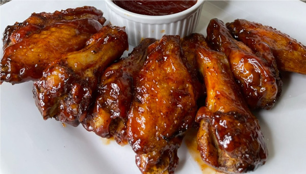 RG_HoneySrirachaHotChiliSauceWings_1188x678